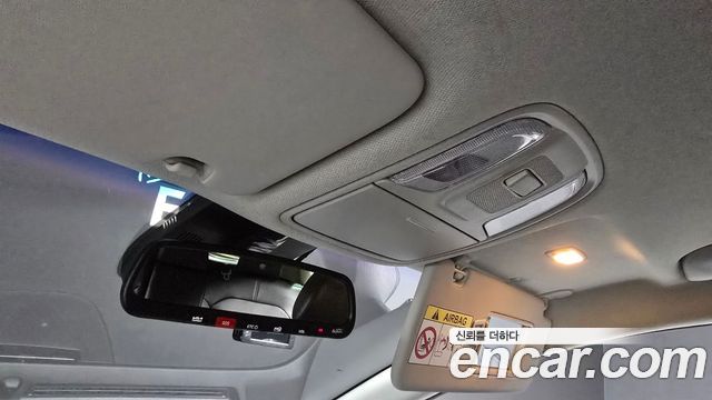 Kia Niro Plus Air 2023 — фото 27