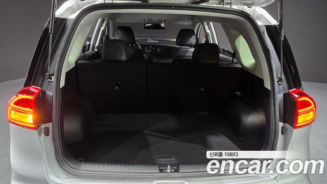 Kia Niro Plus Air 2023 — фото 30