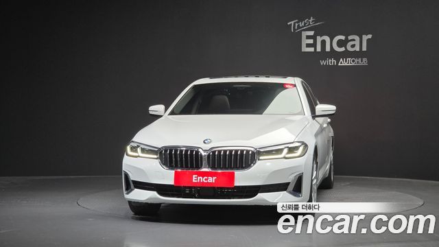 BMW 5 Series (G30) 523d xDrive Luxury 2021 — фото 3