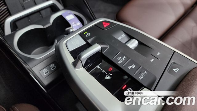 BMW X1 (U11) xDrive 20i xLine 2025 — фото 9