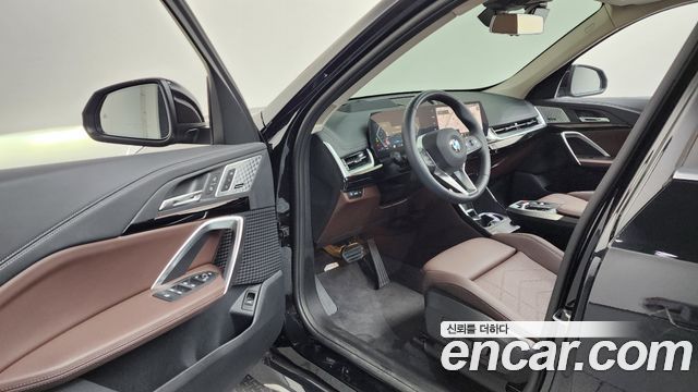 BMW X1 (U11) xDrive 20i xLine 2025 — фото 10