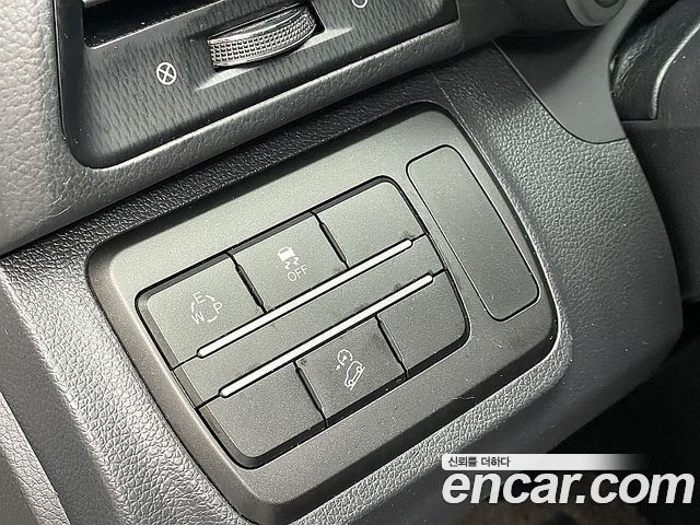KG Mobility (SsangYong) Tivoli Air 1.6 IX 2WD 2019 — фото 22