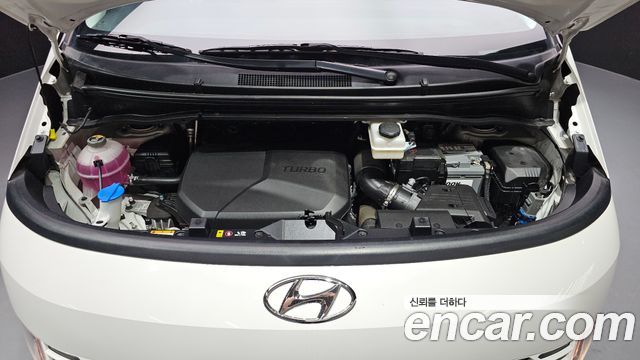 Hyundai Staria Tourer 9-Seater Modern 2023 — фото 6