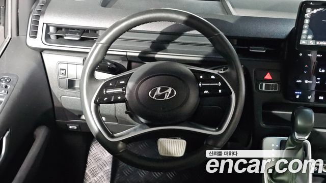 Hyundai Staria Tourer 9-Seater Modern 2023 — фото 11