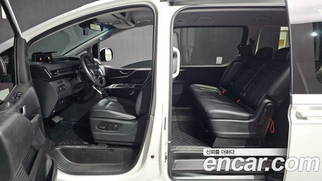 Hyundai Staria Tourer 9-Seater Modern 2023 — фото 18