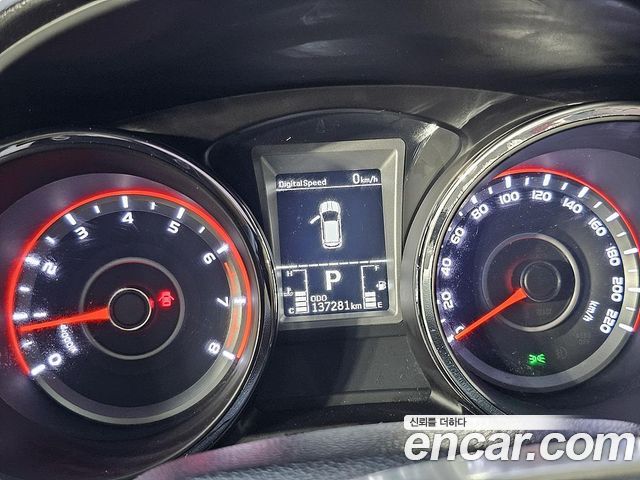 KG Mobility (SsangYong) Tivoli LX 2WD 2016 — фото 7