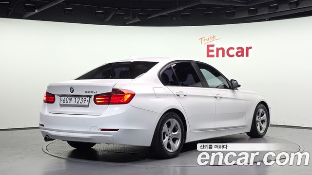 BMW 3 Series (F30) 320d ED Edition 2012 — фото 2
