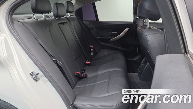 BMW 3 Series (F30) 320d ED Edition 2012 — фото 16