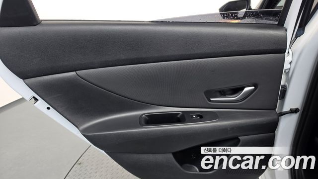 Hyundai Avante (CN7) 1.6 LPi (Rental Car) Smart 2023 — фото 31