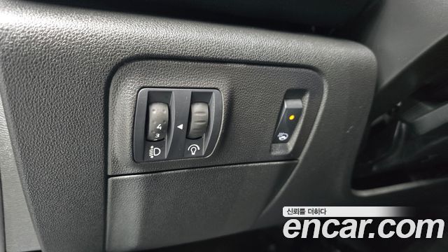 Renault Korea SM6 2.0 GDe SE 2019 — фото 18