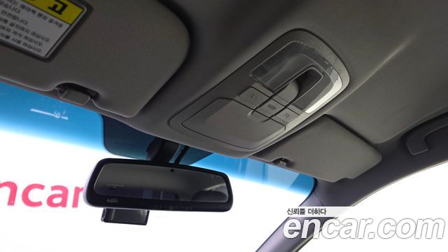 KG Mobility (SsangYong) Korando C 2.0 RX 2WD DLX 2015 — фото 19