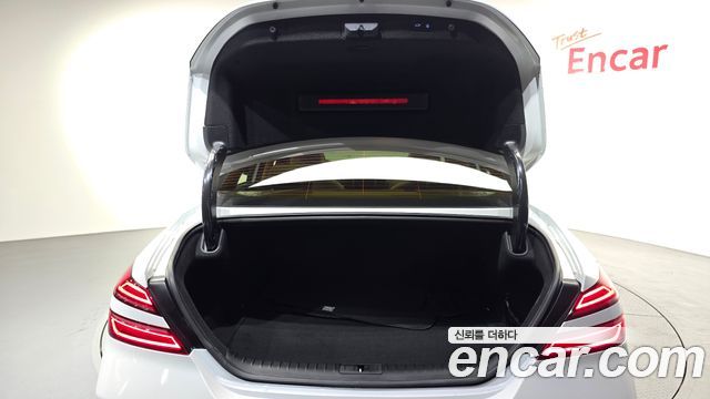 Genesis G70 Gasoline 2.5T 2WD 2025 — фото 19