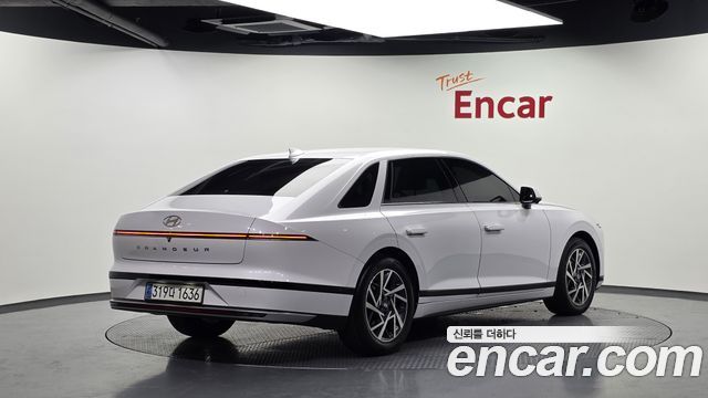 Hyundai Grandeur Hybrid (GN7) Exclusive 2023 — фото 2