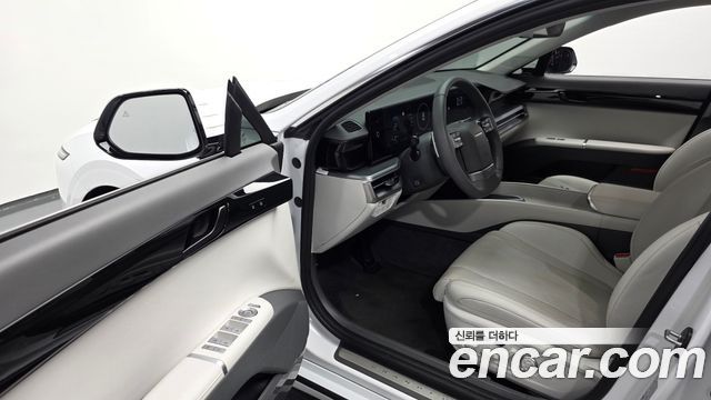 Hyundai Grandeur Hybrid (GN7) Exclusive 2023 — фото 10