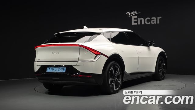 Kia EV6 Long Range Earth 2023 — фото 2