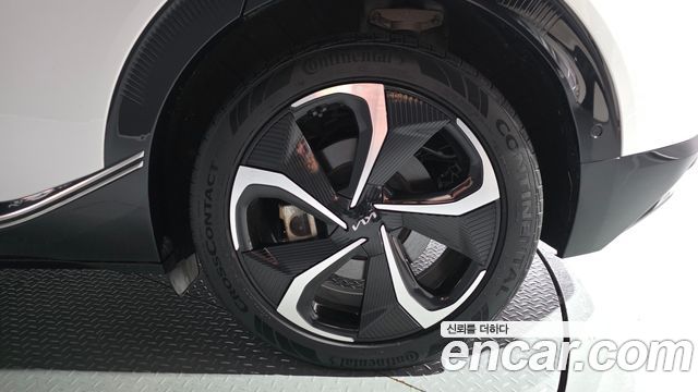 Kia EV6 Long Range Earth 2023 — фото 21