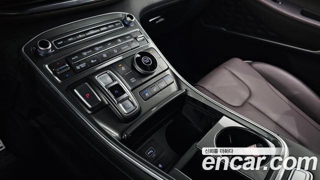 Hyundai Santa Fe HEV 1.6 2WD Prestige 2023 — фото 9