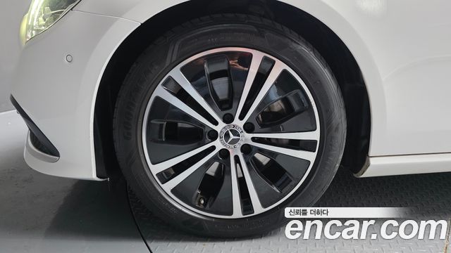 Mercedes-Benz E-Class (W213) E250 Avantgarde 2022 — фото 5