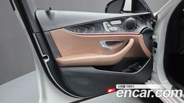 Mercedes-Benz E-Class (W213) E250 Avantgarde 2022 — фото 24