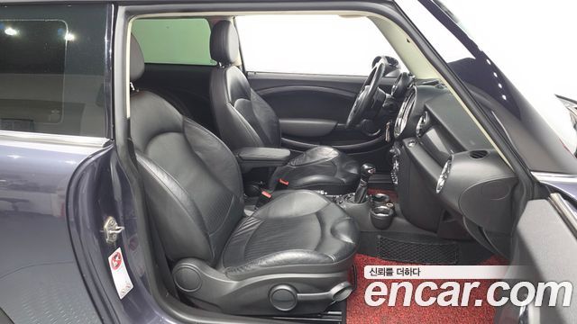 MINI Cooper SD Standard Second Generation 2013 — фото 26
