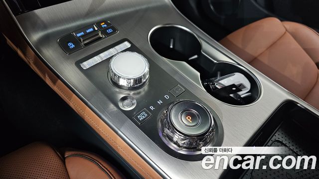 Genesis GV70 2.5T Gasoline 2WD 2025 — фото 9