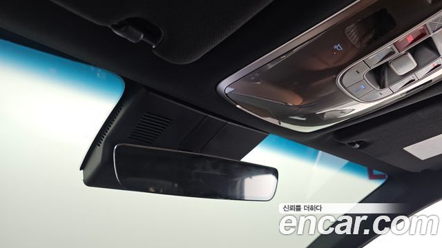 Genesis GV70 2.5T Gasoline 2WD 2025 — фото 24
