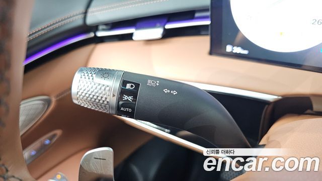 Genesis GV70 2.5T Gasoline 2WD 2025 — фото 38