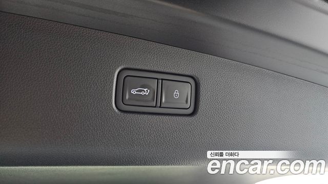 Genesis GV70 2.5T Gasoline 2WD 2025 — фото 42