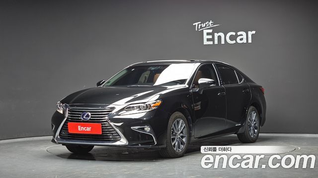 Lexus ES300h Supreme XV60