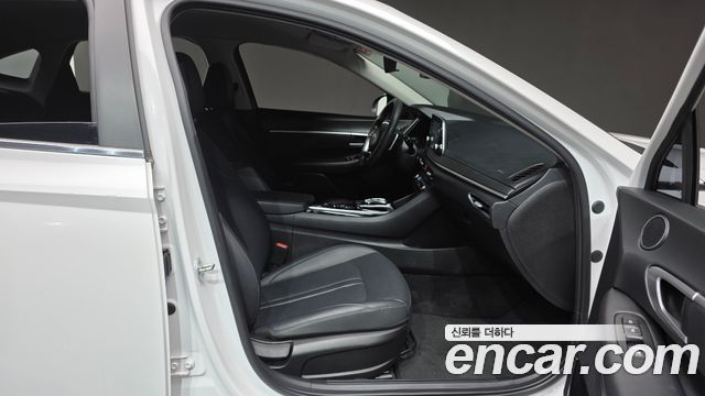 Hyundai Sonata (DN8) 2.0 LPG(rental car) Style 2022 — фото 10