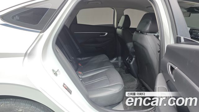Hyundai Sonata (DN8) 2.0 LPG(rental car) Style 2022 — фото 19