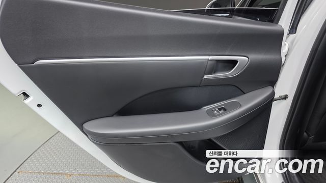 Hyundai Sonata (DN8) 2.0 LPG(rental car) Style 2022 — фото 25