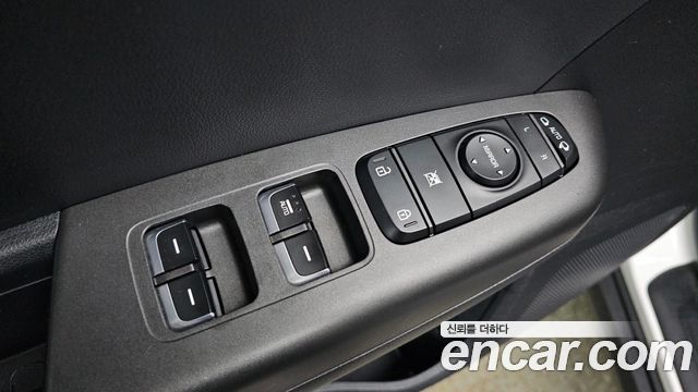Kia Sportage The Bold Gasoline Prestige 2019 — фото 13