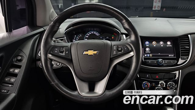 Chevrolet Trax 1.4 Premier 2021 — фото 13