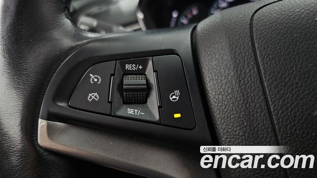 Chevrolet Trax 1.4 Premier 2021 — фото 15