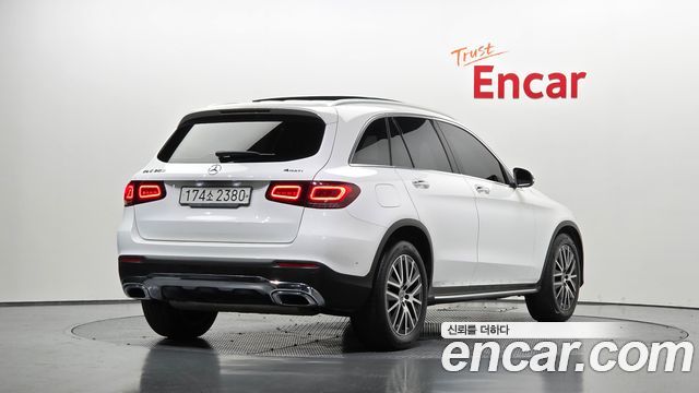 Mercedes-Benz GLC-Class (X253) GLC300 4MATIC 2020 — фото 2