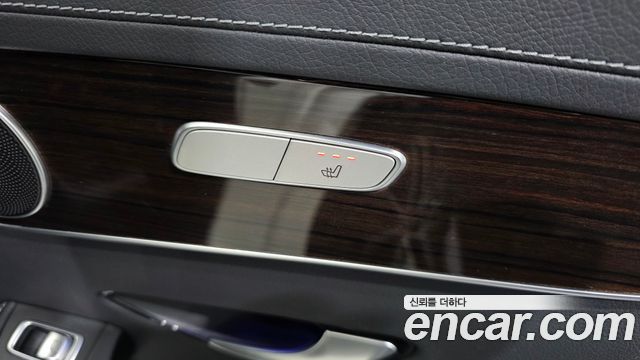 Mercedes-Benz GLC-Class (X253) GLC300 4MATIC 2020 — фото 31