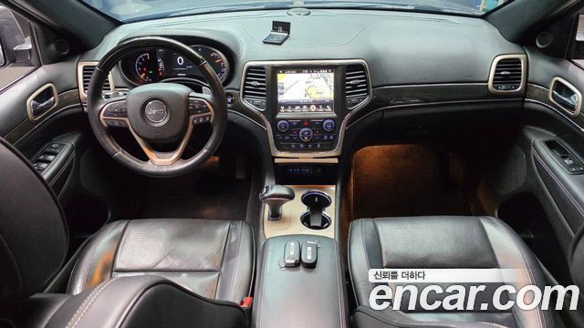 Jeep Grand Cherokee 3.0 Diesel Overland WK2 2015 — фото 7