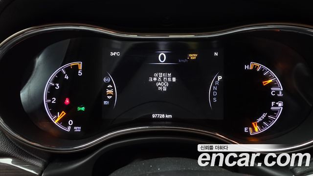 Jeep Grand Cherokee 3.0 Diesel Overland WK2 2015 — фото 8