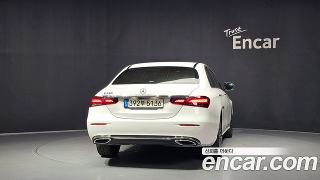 Mercedes-Benz E-Class (W213) E250 Avantgarde 2021 — фото 4