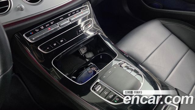 Mercedes-Benz E-Class (W213) E250 Avantgarde 2021 — фото 27