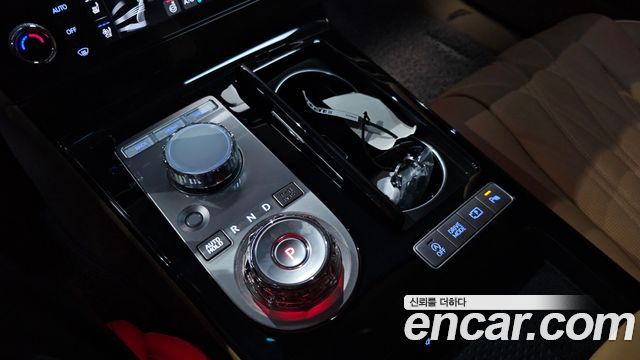 Genesis G80 (RG3) Gasoline 2.5 Turbo 2WD 2025 — фото 9
