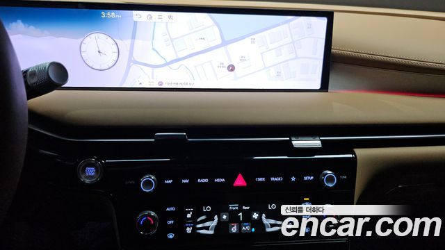 Genesis G80 (RG3) Gasoline 2.5 Turbo 2WD 2025 — фото 17