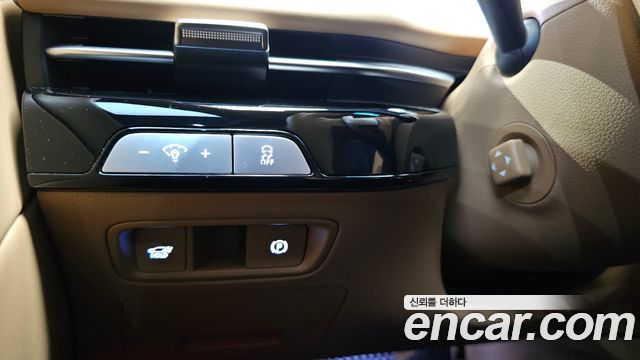 Genesis G80 (RG3) Gasoline 2.5 Turbo 2WD 2025 — фото 20