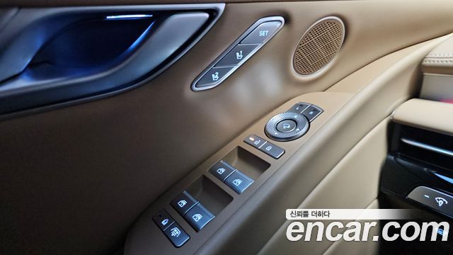Genesis G80 (RG3) Gasoline 2.5 Turbo 2WD 2025 — фото 31