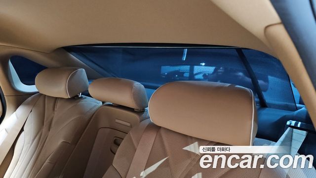 Genesis G80 (RG3) Gasoline 2.5 Turbo 2WD 2025 — фото 32