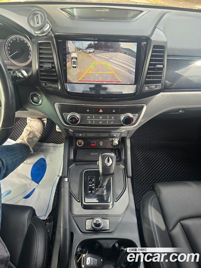 KG Mobility (SsangYong) Rexton Sports Khan Diesel 2.2 4WD Dynamic Edition (5-Link) 2021 — фото 9