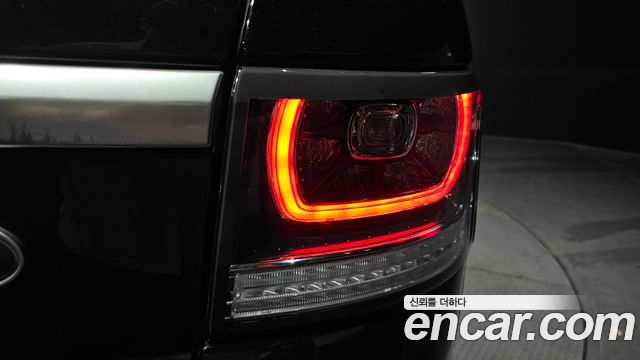 Land Rover Range Rover Sport (II) 3.0 SDV6 HSE 2016 — фото 23