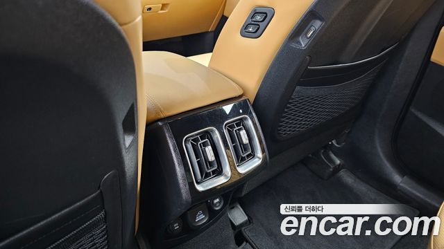 Kia Sorento (IV) Diesel 2.2 2WD Noblesse 2023 — фото 31