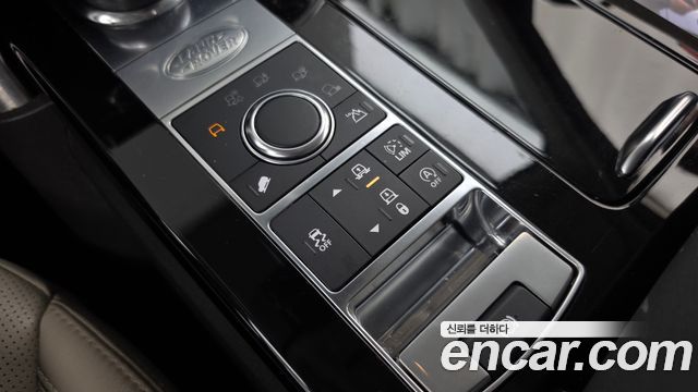 Land Rover Discovery 5 3.0 TD6 HSE 2018 — фото 29